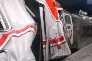Kecelakaan Kereta Stasiun Bekasi TImur